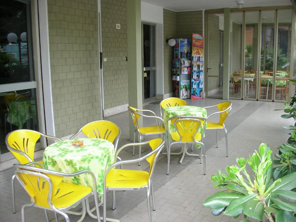Hotel Leda Rimini Exteriör bild