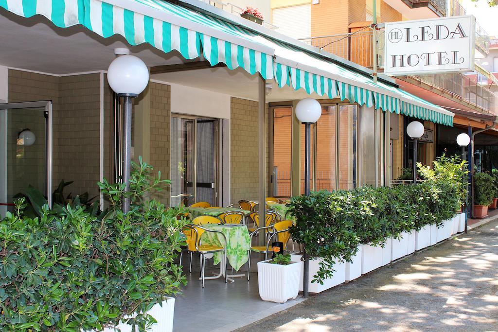 Hotel Leda Rimini Exteriör bild